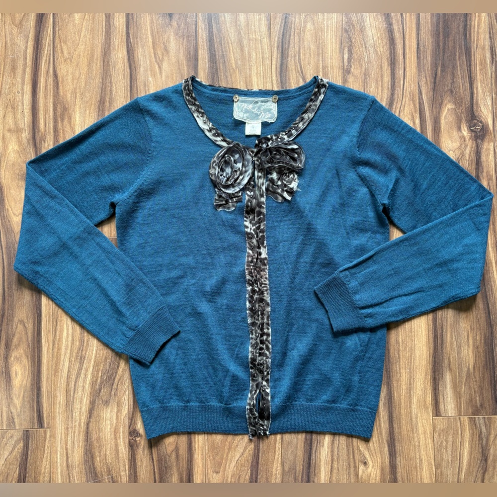Nick & Mo Blue Cardigan‎ Sweater Bow Detail Animal Print Knit M